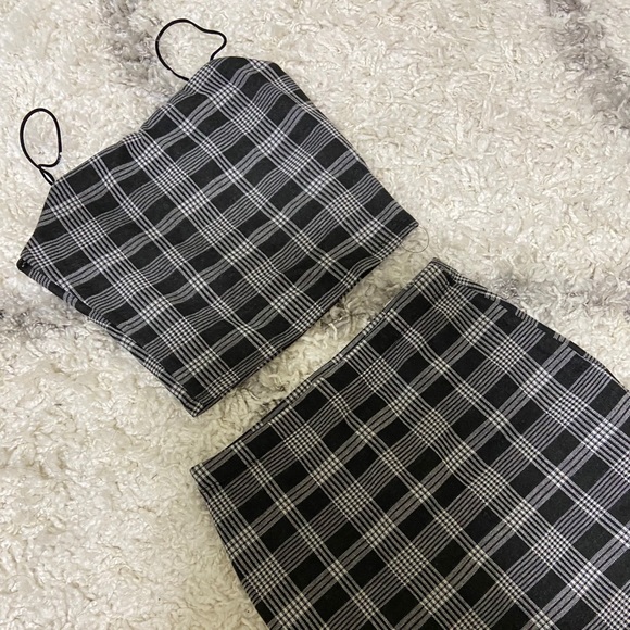 Livefab Plaid Skirt Set - Picture 2 of 2